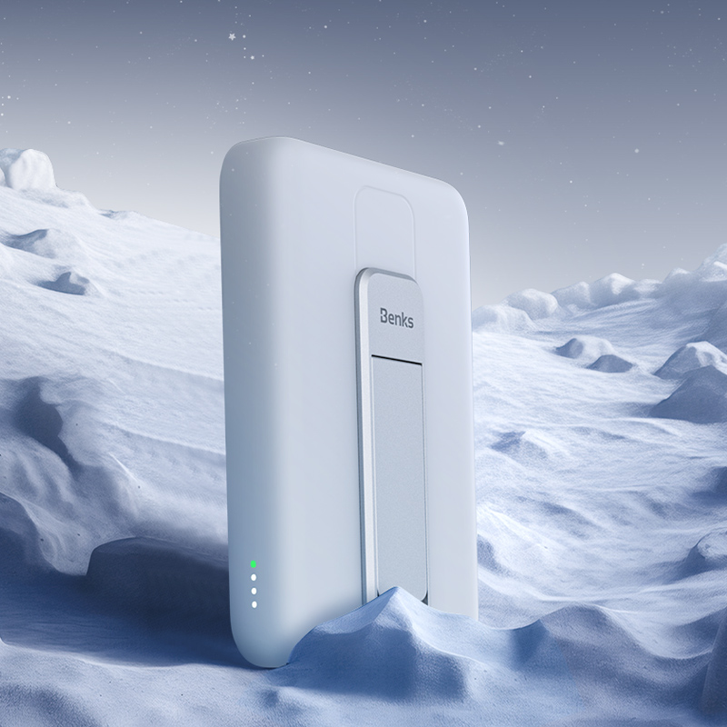 Benks MP08 Magsafe Magnetik Standlı İnce Tasarımlı Powerbank 10000mAh - 7