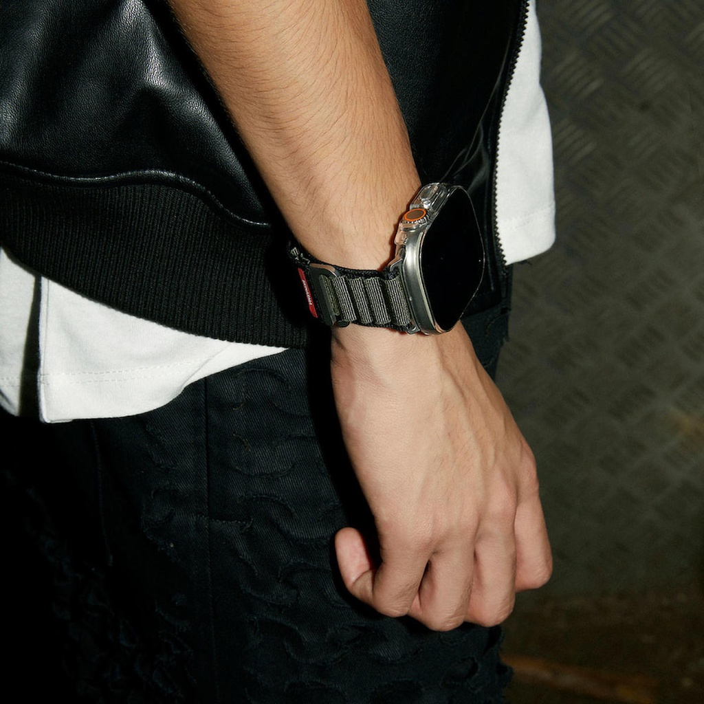 Apple Watch Ultra 49mm Uyumlu SkinArma Kobu Hasır Kordon