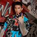 SkinArma Kado Magsafe Özellikli Kavrama Standlı Kartlık - 21