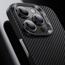 Apple iPhone 15 Pro Max Uyumlu Kılıf Magsafe Özellikli Karbon Fiber Benks Essential ArmorAir 600D Kevlar Kapak - 12