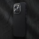 Apple iPhone 15 Uyumlu Kılıf Karbon Fiber Magsafe Şarj Özellikli Benks Hybrid ArmorPro 600D Kevlar Kapak - 7