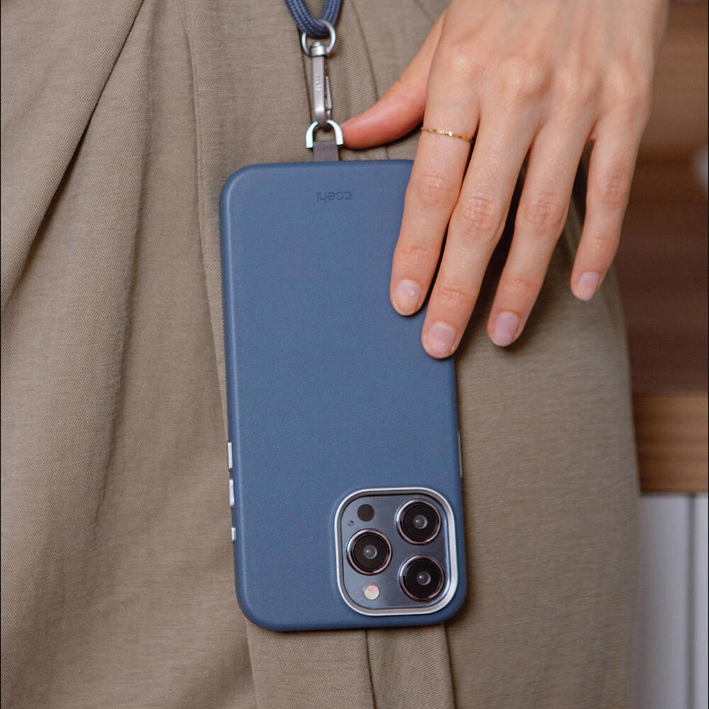 Apple iPhone 15 Pro Uyumlu Kılıf Magsafe Şarj Özellikli Soft Arka Yüzey Askı İpli Coehl Muse Kapak