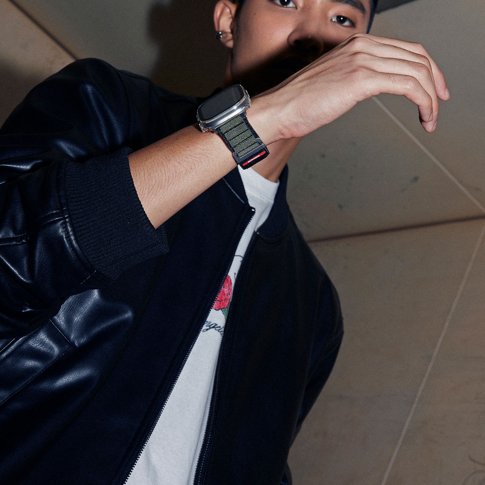 Apple Watch 44mm Uyumlu SkinArma Kobu Hasır Kordon - 11