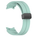 Samsung Galaxy Watch 5 44mm Uyumlu Kordon Silikon Metal Mıknatıslı Toka Zore KRD-84 Kayış