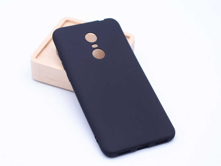 [RNZ-TA2058] Xiaomi Redmi 5 Plus Uyumlu Kılıf Zore Premier Silikon Kapak (Siyah)