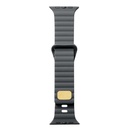 Apple Watch 7 41mm Uyumlu Kordon Silikon Soft Yüzey Metal Tokalı KRD-73 Kayış