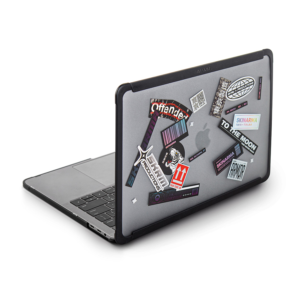 [ZTA92566] Apple Macbook 13.3' New Pro Uyumlu SkinArma Henko Klipsli Kurulum Özellikli Kapak
