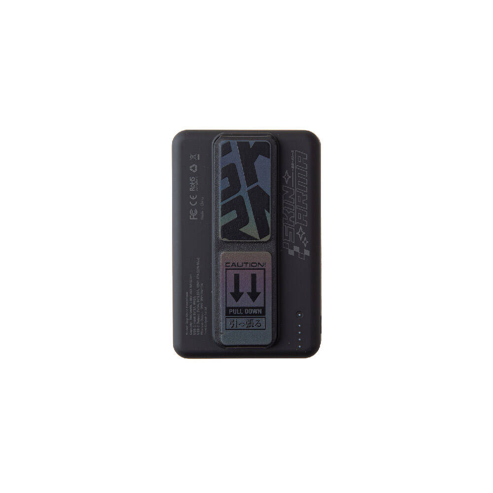 [ZTA98337] SkinArma Kira Kobai Holografik Tasarımlı Standlı Wireless ve PD Hızlı Şarj Özellikli Powerbank 15W 10000mAh (Siyah)
