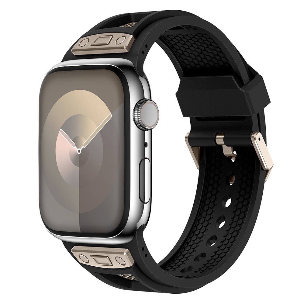 [RNZ-TA110843] Apple Watch 44mm Uyumlu Kordon Zore KRD-117 Hava Alabilen Delikli Metal Süslemeli Desenli Silikon Kayış (Siyah)