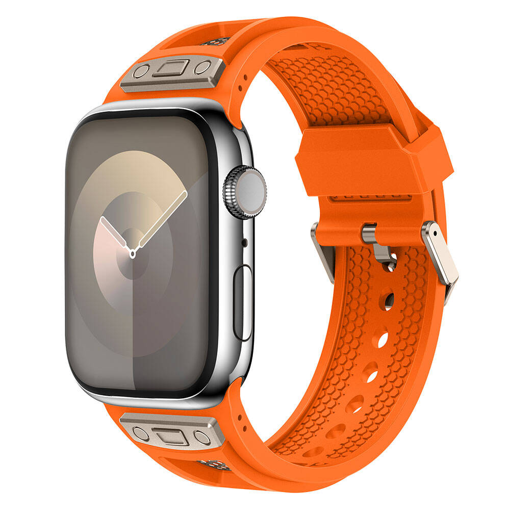 Apple Watch 42mm Uyumlu Kordon Zore KRD-117 Hava Alabilen Delikli Metal Süslemeli Desenli Silikon Kayış
